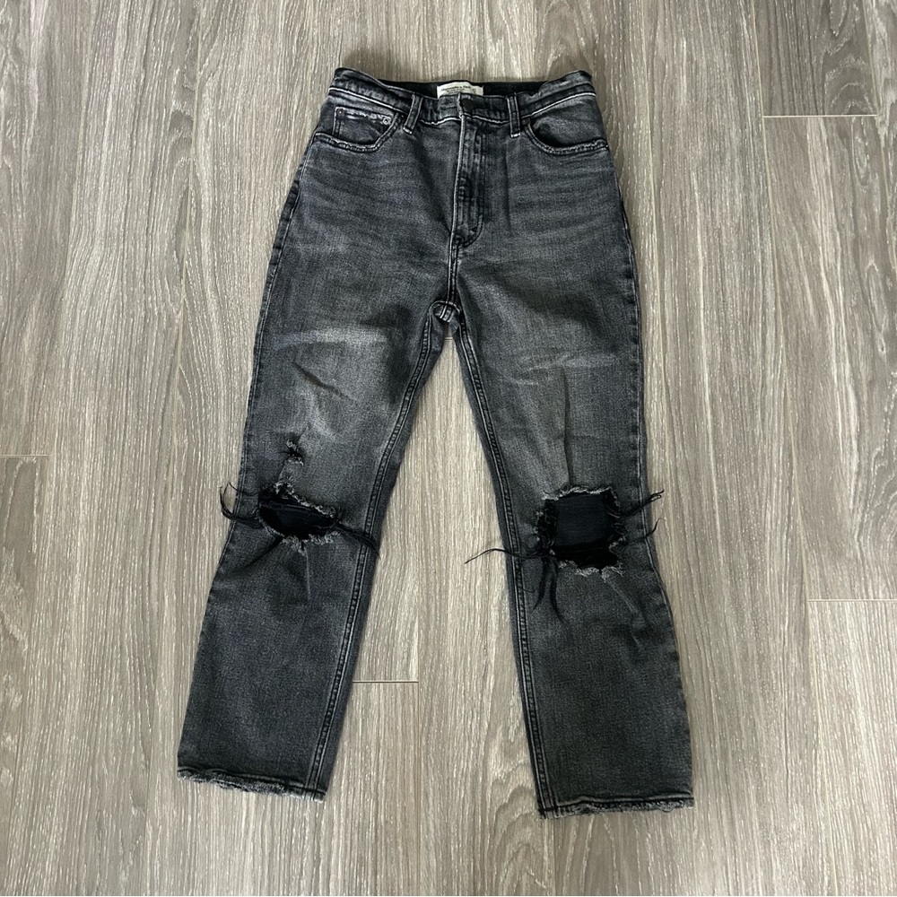Abercrombie and Fitch The Ankle Straight Ultra High Rise Jeans Size 4 Short